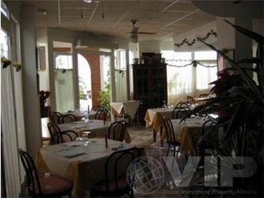 Commercial for sale in Mojacar (Andalucia)