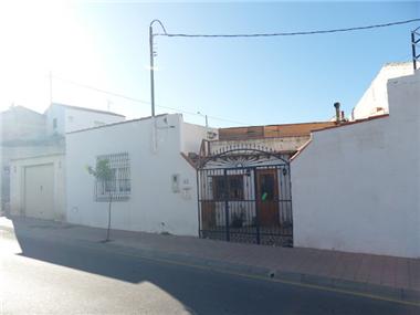 Bungalow for sale in San Miguel de Salinas (Valencia)