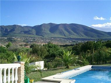Villa for sale in Alhaurin el Grande (Andalucia)
