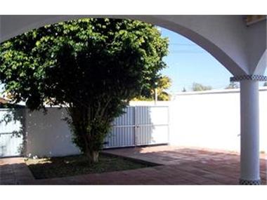Villa for sale in Chiclana de la Frontera (Andalucia)