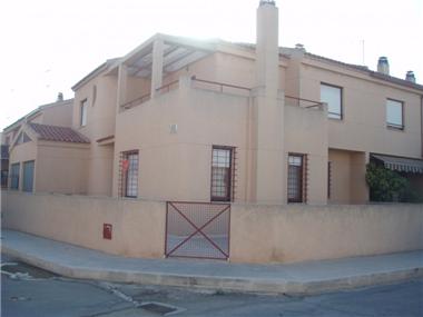 Townhouse for sale in Almoradi (Valencia)