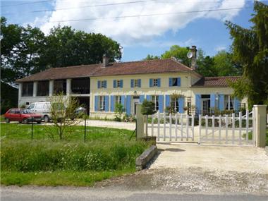 House for sale in Montendre (Poitou-Charentes)