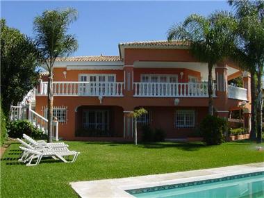 Villa for sale in Urbanizacion La Zagaleta (Andalucia)