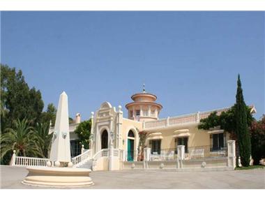 Villa for sale in Malaga (Andalucia)