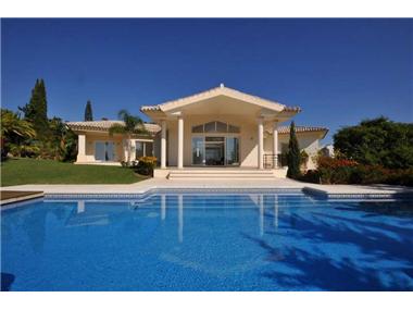 Villa for sale in Riviera Del Sol (Andalucia)