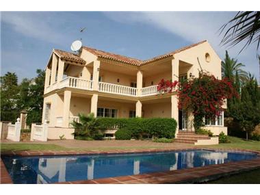 Villa for sale in Sierra Blanca (Andalucia)