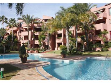Apartment for sale in Sierra Blanca (Andalucia)