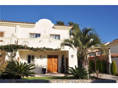 House for sale in Almancil (Faro)