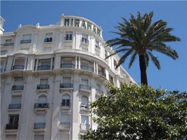 Apartment       for sale in Cannes (Provence-Alpes-Cote d'Azur)