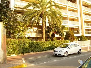 Apartment       for sale in Cannes (Provence-Alpes-Cote d'Azur)