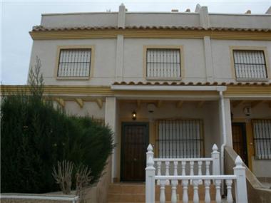 Townhouse for sale in Orihuela (Valencia)