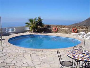 - Villa for sale in Los Gigantes (Canary Islands)