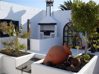- Villa for sale in Playa Blanca (Canary Islands)