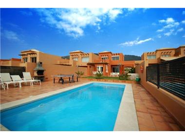 - Villa for sale in Costa del Silencio (Canary Islands)