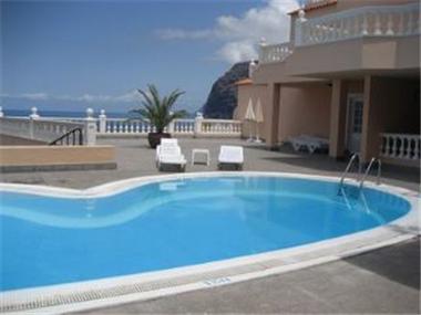 - Apartment for sale in Los Gigantes (Canary Islands)