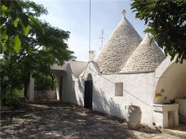 Trulli for sale in Ceglie Messapico (Apulia)