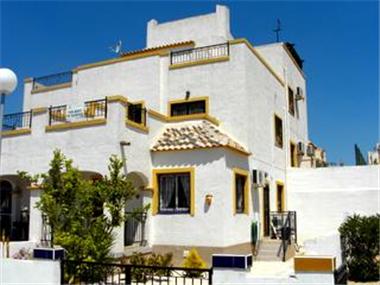 Villa for sale in La Marina (Valencia)