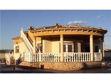 Villa for sale in Catral (Valencia)