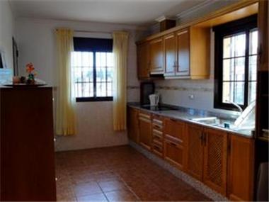 Finca for sale in Hondon de las Nieves (Valencia)