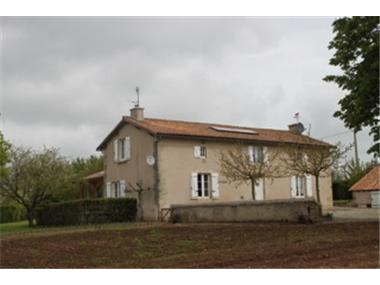 Equestrian for sale in Sanxay (Poitou-Charentes)