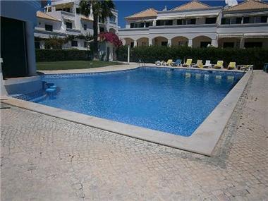 Villa / Townhouse for sale in Cabanas de Tavira (Faro)