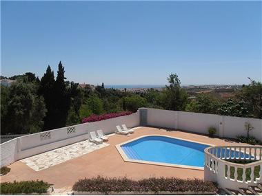 Villa / Townhouse for sale in Funchal (Lisboa)