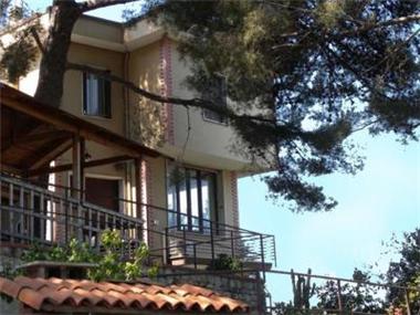 Villa for sale in Porto Maurizio