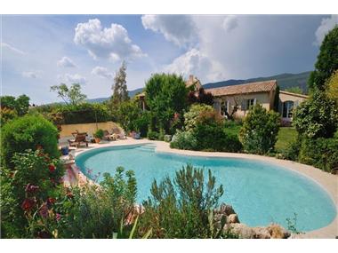 Villa for sale in Cabrieres-d'Aigues