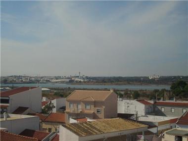 Apartment       for sale in Parchal
