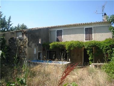 Farm for sale in Cucuron
