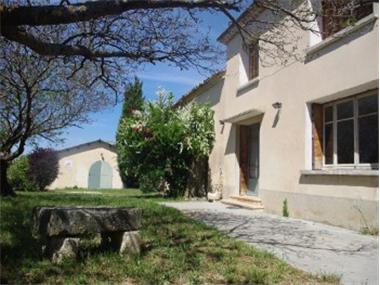 Farm for sale in Cucuron