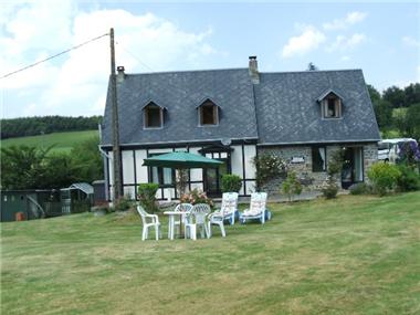 Cottage for sale in Saint-Christophe-de-Chaulieu
