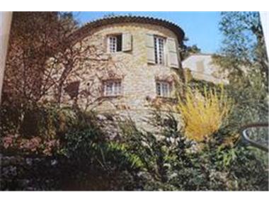 Villa for sale in Grasse