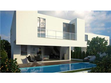 Villa / Townhouse for sale in Ferragudo