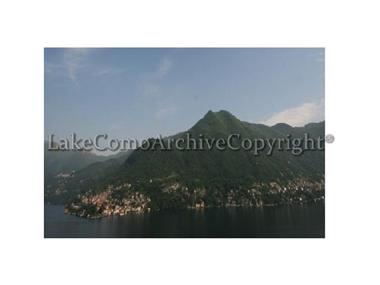 Villa for sale in Moltrasio