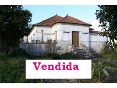 Villa for sale in Oliveira do Hospital