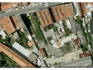 Plot for sale in Porto