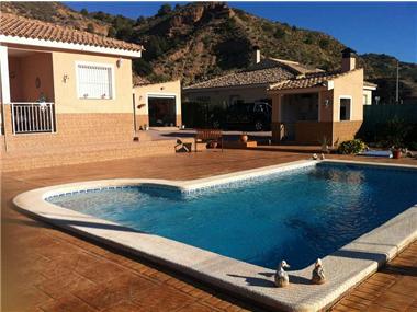 Villa for sale in Macisvenda