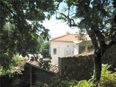 Villa for sale in Penela
