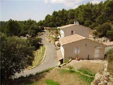 House for sale in Jouques