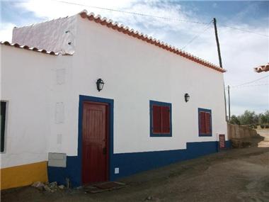 Villa / Townhouse for sale in Mertola