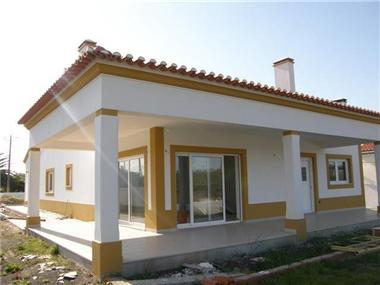 Villa / Townhouse for sale in A dos Francos