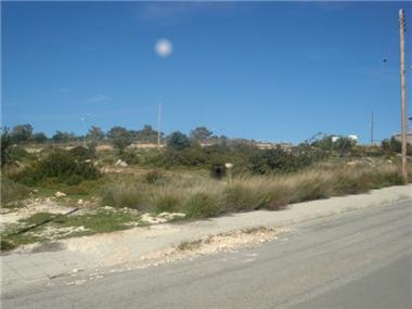 Land for sale in Episkopi