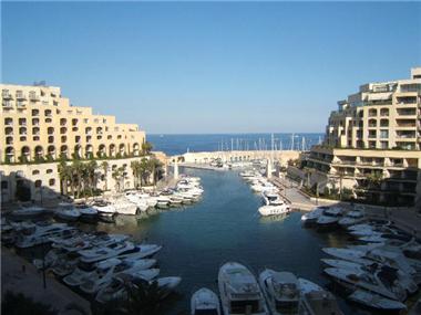 Flat/apartment for sale in Portomaso