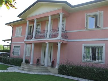 House/villa for sale in Forte dei Marmi