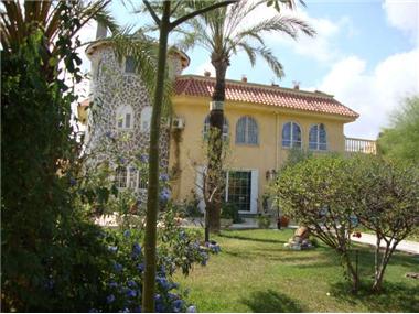Villa for sale in Los Urrutias