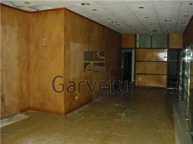Shop for sale in Quarteira
