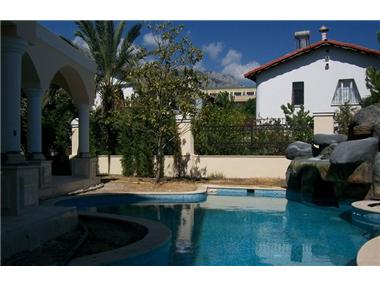 Villa for sale in Kemer