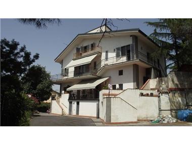 House/villa for sale in Pedara