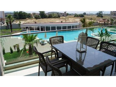 Flat/apartment for sale in Side